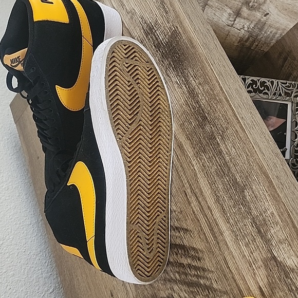 Nike SB ZOOM BLAZER MID 5Y-6.5W - Picture 4 of 6